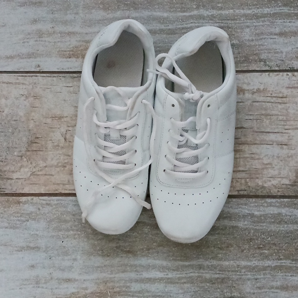 Cheer shoes - Picture 2 of 2